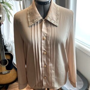 Vintage 90’s cream button up blouse.